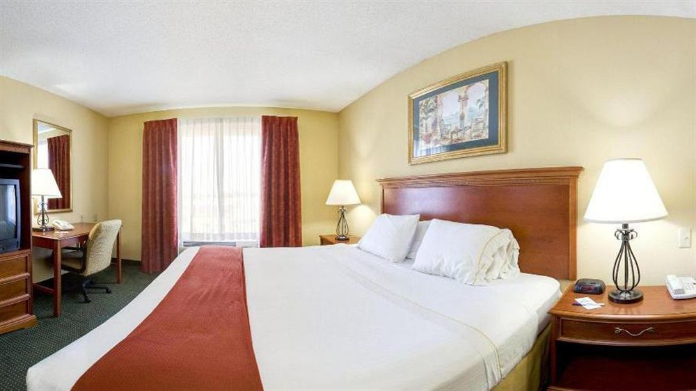 Holiday Inn Express Hotel & Suites Brooksville West, An Ihg Hotel Exterior foto